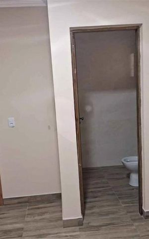 Casa à venda com 109m², 3 quartos e 1 vaga
