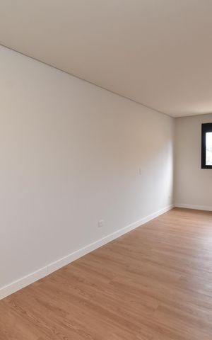 Casa de condomínio à venda com 234m², 3 quartos e 4 vagasSuíte 1