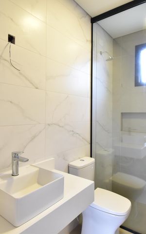 Casa de condomínio à venda com 234m², 3 quartos e 4 vagasBanheiro da Suíte 3