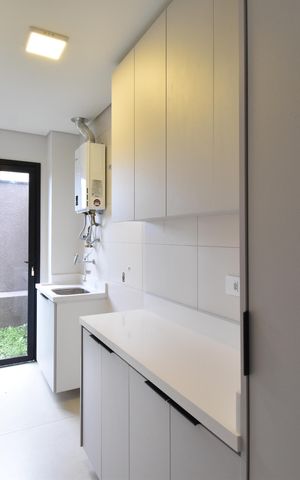 Casa de condomínio à venda com 234m², 3 quartos e 4 vagasÁrea de Serviço