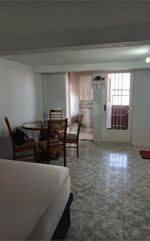 Casa à venda com 311m², 3 quartos e 2 vagas