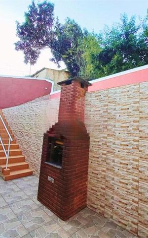 Casa à venda com 126m², 2 quartos e 1 vaga