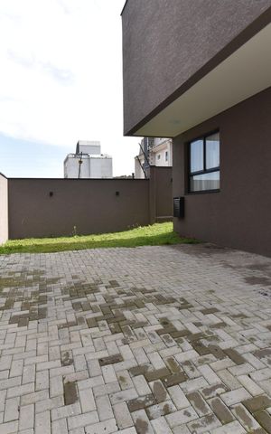 Casa de condomínio à venda com 268m², 3 quartos e 4 vagasÁrea externa