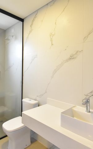 Casa de condomínio à venda com 268m², 3 quartos e 4 vagasBanheiro da Suíte 2