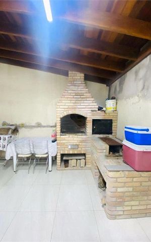 Casa de condomínio à venda com 97m², 3 quartos e 2 vagas