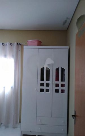Casa à venda com 70m², 2 quartos e 2 vagas