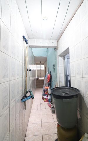 Casa à venda com 150m², 3 quartos e 1 vagaÁrea de Serviço