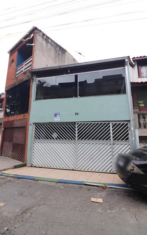 Casa à venda com 150m², 3 quartos e 1 vagaFachada