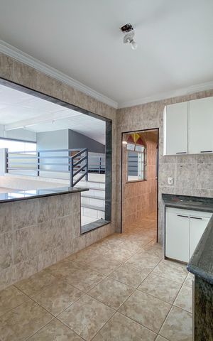 Casa para alugar com 175m², 4 quartos e 1 vaga Casa para alugar com 175m², 4 quartos e 1 vagaCozinha