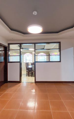 Casa para alugar com 175m², 4 quartos e 1 vaga Casa para alugar com 175m², 4 quartos e 1 vagaSala