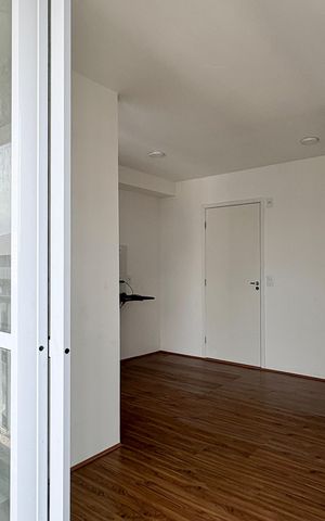 Apartamento para alugar com 38m², 2 quartos e sem vaga Apartamento para alugar com 38m², 2 quartos e sem vagaVaranda