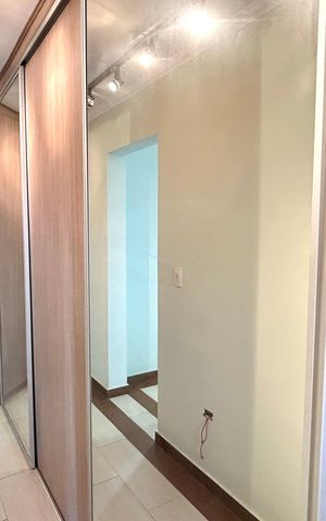 Casa para alugar com 380m², 3 quartos e 7 vagas Casa para alugar com 380m², 3 quartos e 7 vagasCloset da suíte