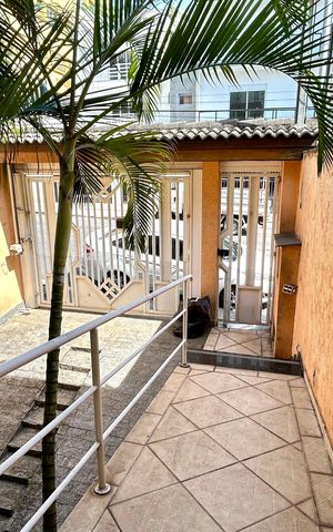 Casa para alugar com 380m², 3 quartos e 7 vagas Casa para alugar com 380m², 3 quartos e 7 vagasCorredor