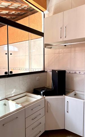 Casa para alugar com 380m², 3 quartos e 7 vagas Casa para alugar com 380m², 3 quartos e 7 vagasÁrea de Serviço