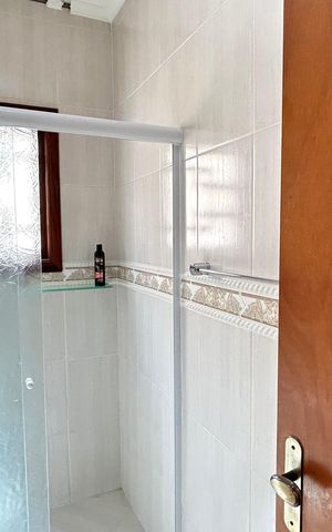 Casa para alugar com 380m², 3 quartos e 7 vagas Casa para alugar com 380m², 3 quartos e 7 vagasBanheiro 1