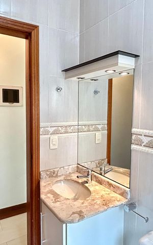 Casa para alugar com 380m², 3 quartos e 7 vagas Casa para alugar com 380m², 3 quartos e 7 vagasBanheiro 1