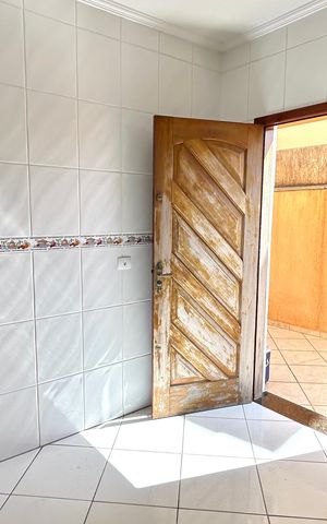 Casa para alugar com 380m², 3 quartos e 7 vagas Casa para alugar com 380m², 3 quartos e 7 vagasCozinha