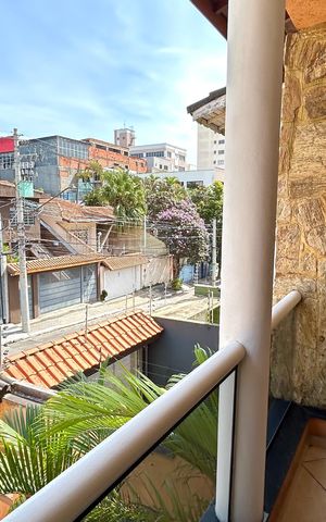 Casa para alugar com 380m², 3 quartos e 7 vagas Casa para alugar com 380m², 3 quartos e 7 vagasSacada da suíte