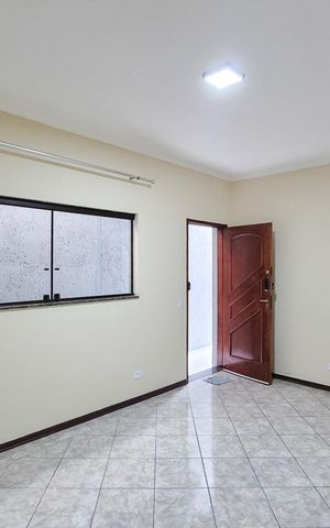 Casa para alugar com 150m², 3 quartos e 1 vaga Casa para alugar com 150m², 3 quartos e 1 vagaSala