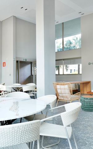Apartamento para alugar com 135m², 4 quartos e 3 vagas Apartamento para alugar com 135m², 4 quartos e 3 vagasÁrea comum - Salão de festas