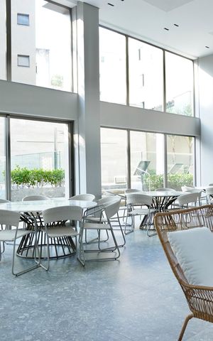 Apartamento para alugar com 135m², 4 quartos e 3 vagas Apartamento para alugar com 135m², 4 quartos e 3 vagasÁrea comum - Salão de festas
