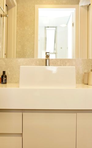 Apartamento para alugar com 135m², 4 quartos e 3 vagas Apartamento para alugar com 135m², 4 quartos e 3 vagasBanheiro das Semi-suítes