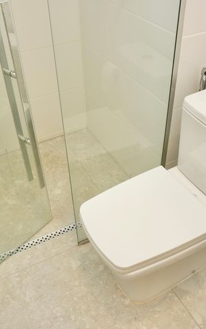 Apartamento para alugar com 135m², 4 quartos e 3 vagas Apartamento para alugar com 135m², 4 quartos e 3 vagasBanheiro das Semi-suítes
