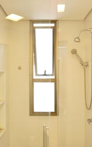 Apartamento para alugar com 135m², 4 quartos e 3 vagas Apartamento para alugar com 135m², 4 quartos e 3 vagasBanheiro das Semi-suítes