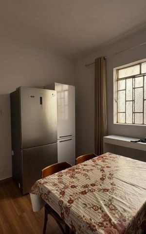 Casa à venda com 229m², 2 quartos e 4 vagas