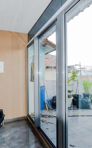 Casa à venda com 320m², 3 quartos e 3 vagasSuíte 
