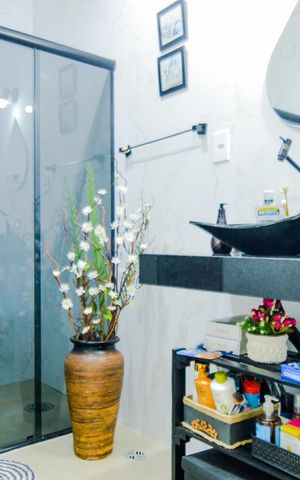 Casa à venda com 320m², 3 quartos e 3 vagasBanheiro 2 