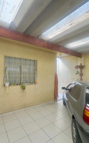 Casa à venda com 105m², 2 quartos e 1 vaga Casa à venda com 105m², 2 quartos e 1 vagaGaragem