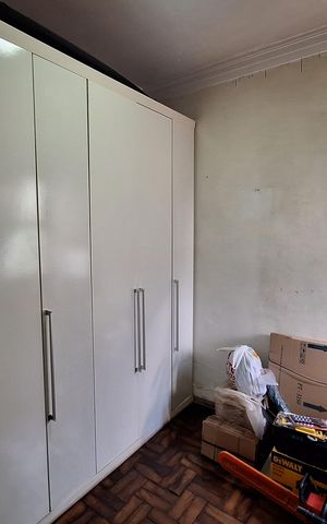 Casa à venda com 217m², 3 quartos e 2 vagas Casa à venda com 217m², 3 quartos e 2 vagasQuarto 1