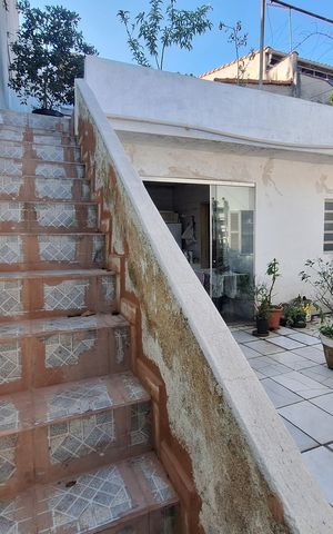Casa à venda com 217m², 3 quartos e 2 vagas Casa à venda com 217m², 3 quartos e 2 vagasQuintal
