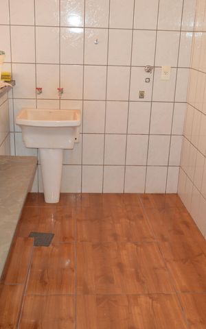 Casa para alugar com 200m², 3 quartos e 5 vagasÁrea de Serviço