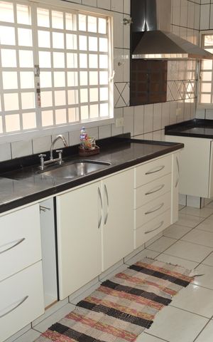 Casa para alugar com 200m², 3 quartos e 5 vagasCozinha