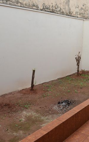 Casa para alugar com 200m², 3 quartos e 5 vagasQuintal