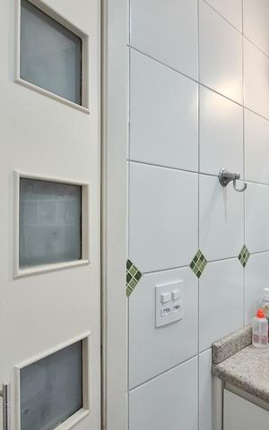 Casa de condomínio à venda com 74m², 2 quartos e 1 vaga Casa de condomínio à venda com 74m², 2 quartos e 1 vagaBanheiro Social