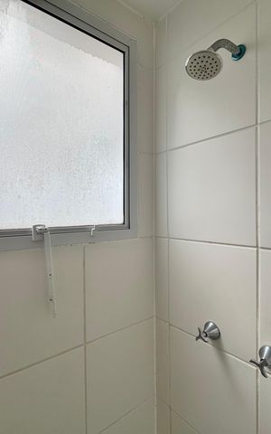 Apartamento à venda com 49m², 2 quartos e 1 vaga Apartamento à venda com 49m², 2 quartos e 1 vagaBanheiro Social