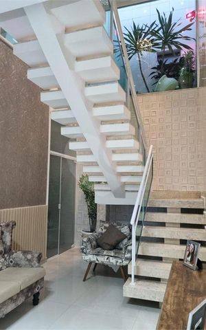 Casa de condomínio à venda com 300m², 3 quartos e 4 vagas