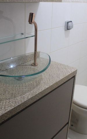 Apartamento à venda com 97m², 2 quartos e 1 vagaBanheiro da Suíte