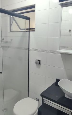 Apartamento à venda com 97m², 2 quartos e 1 vaga Apartamento à venda com 97m², 2 quartos e 1 vagaBanheiro
