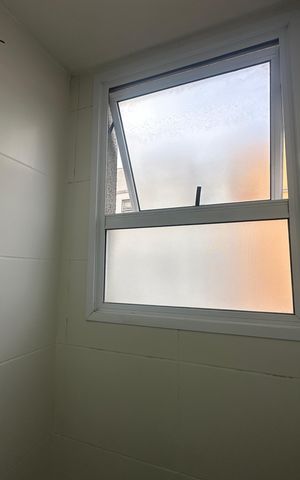 Apartamento à venda com 45m², 2 quartos e 1 vaga Apartamento à venda com 45m², 2 quartos e 1 vagaBanheiro