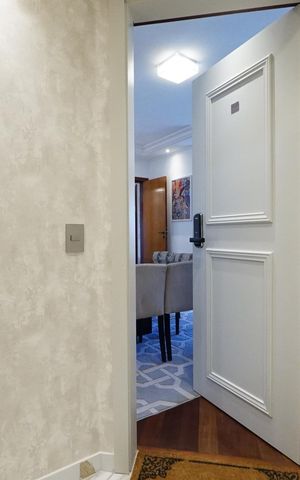 Apartamento à venda com 136m², 4 quartos e 2 vagasHall de entrada social