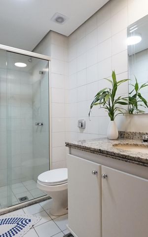 Apartamento à venda com 136m², 4 quartos e 2 vagasBanheiro