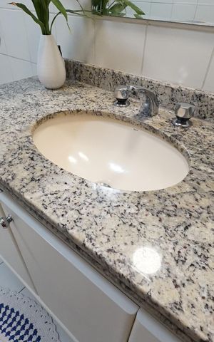 Apartamento à venda com 136m², 4 quartos e 2 vagasBanheiro