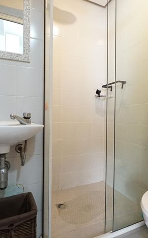 Apartamento à venda com 136m², 4 quartos e 2 vagasBanheiro de serviço