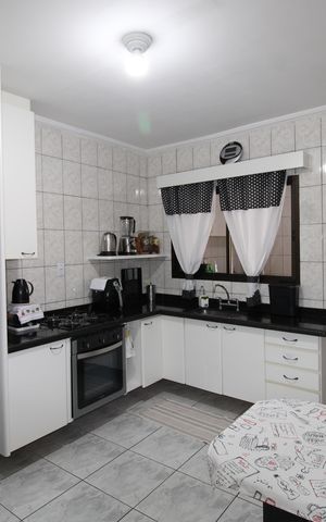 Casa para alugar com 248m², 3 quartos e 3 vagasCozinha