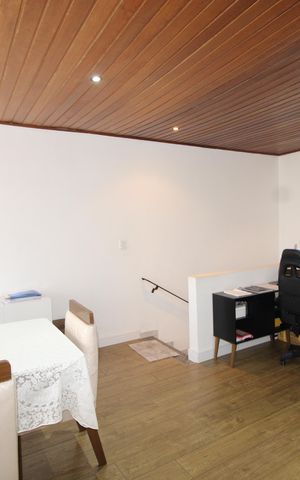 Casa para alugar com 248m², 3 quartos e 3 vagasSala