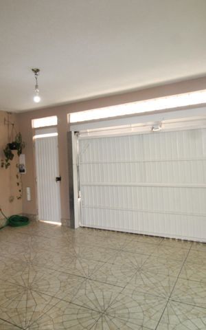 Casa para alugar com 248m², 3 quartos e 3 vagasGaragem